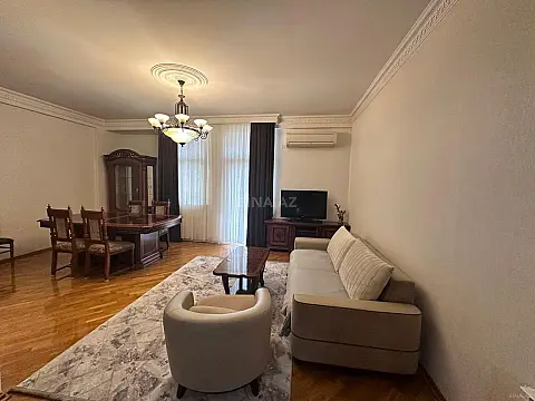 Kirayə verilir 3 otaqlı mənzil 120 m² — Bakı, Nərimanov 3 otaq 120.00 m²