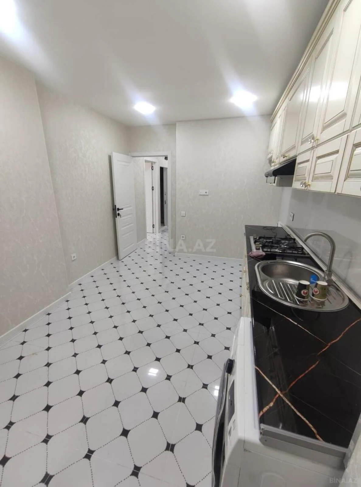 Kirayə verilir 3 otaqlı mənzil 70 m²