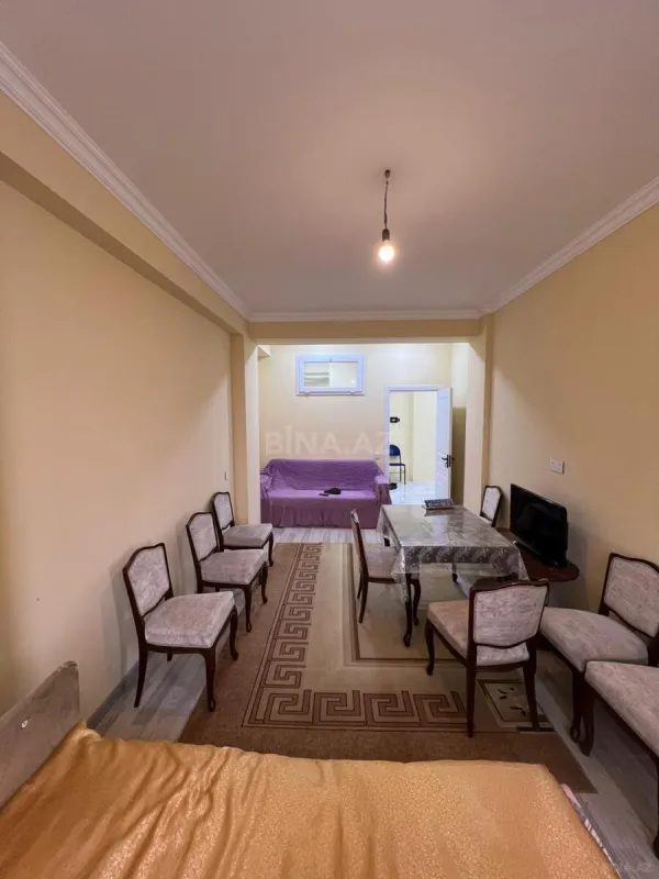 Kirayə verilir 2 otaqlı mənzil 65 m²