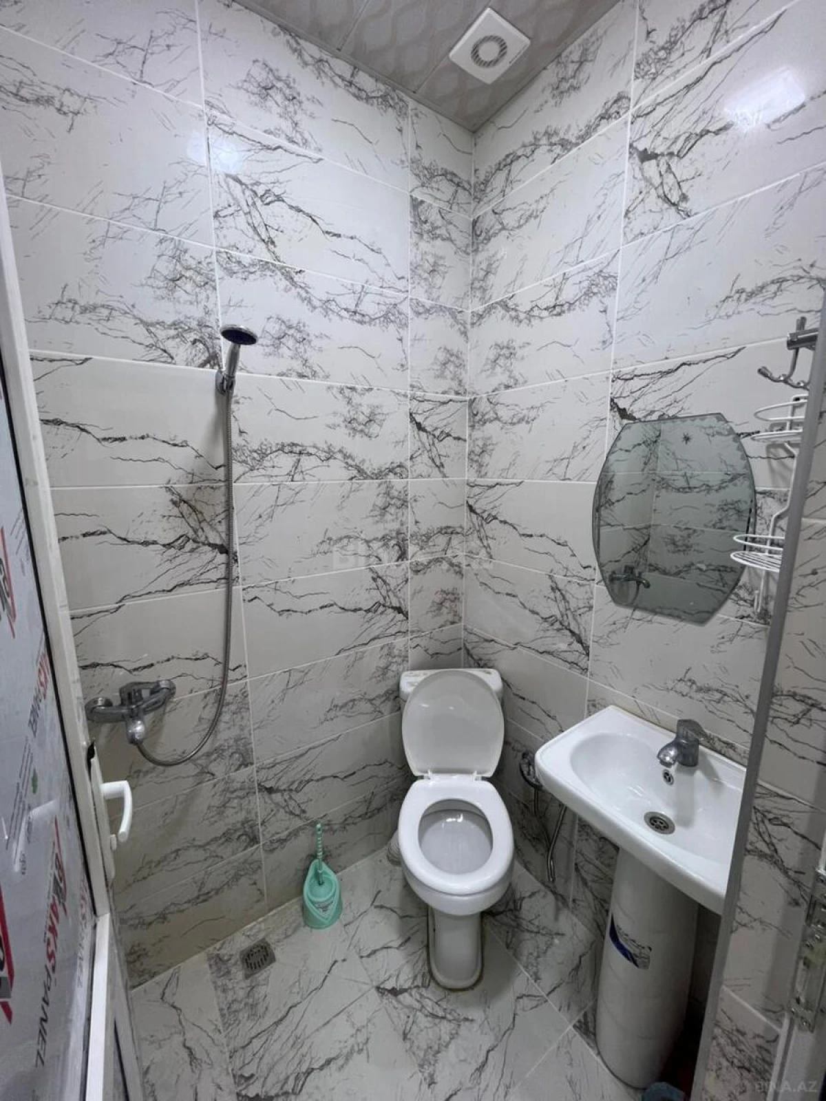 Kirayə verilir 2 otaqlı mənzil 65 m²