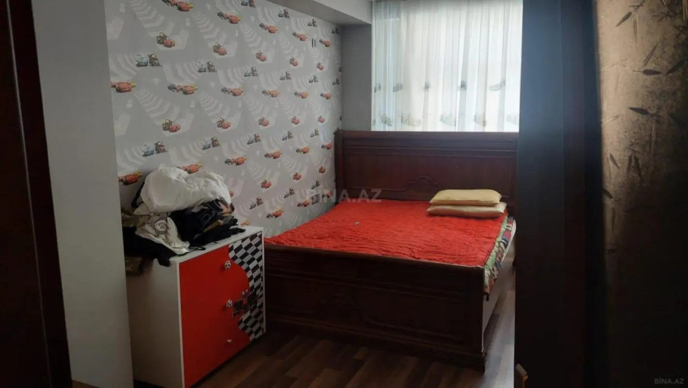 Satılır 3 otaqlı mənzil 114 m²