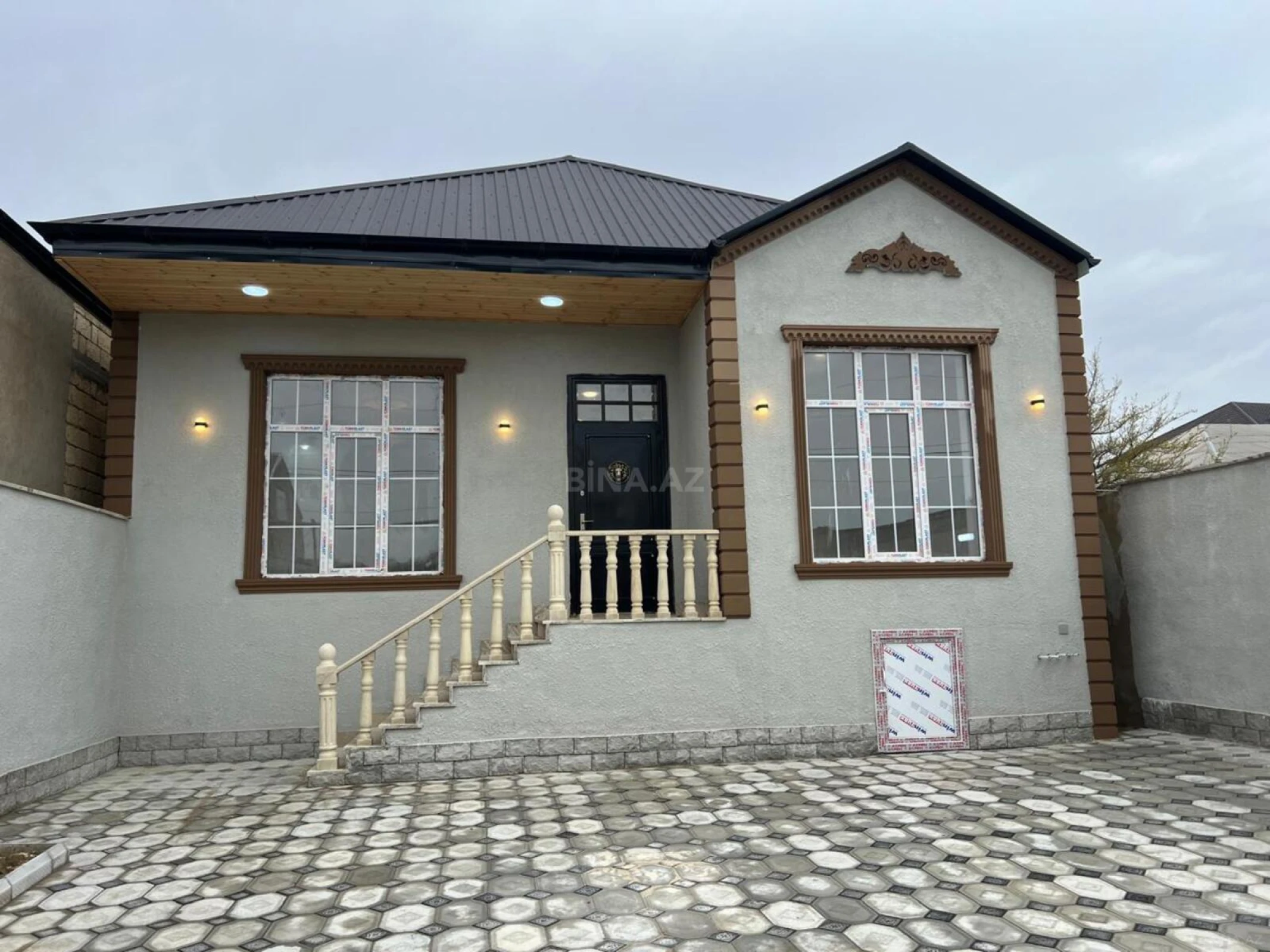 Satılır 4 otaqlı həyət evi 150 m²