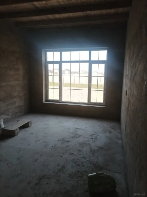 Satılır 4 otaqlı həyət evi 127 m²