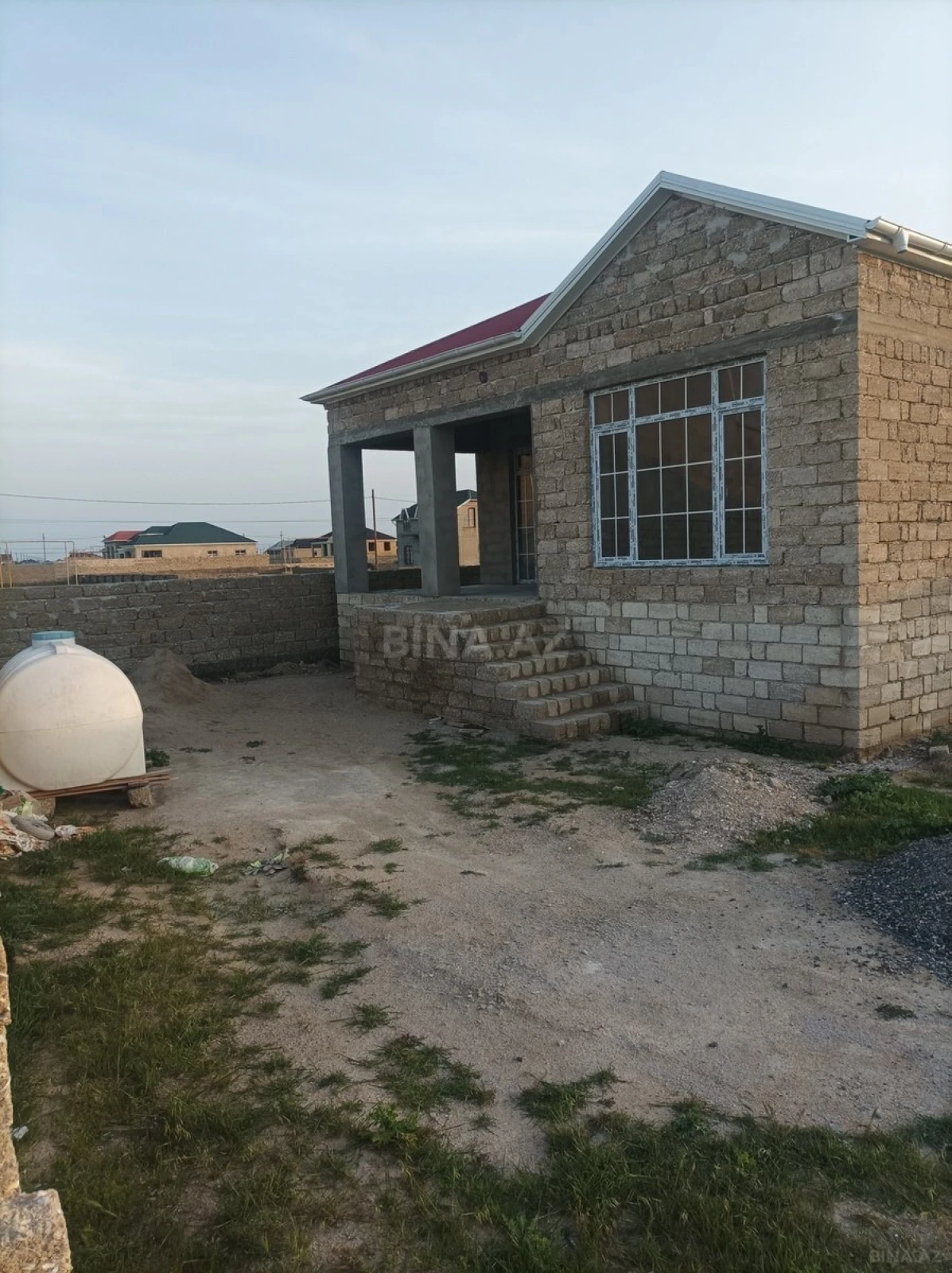 Satılır 4 otaqlı həyət evi 127 m²