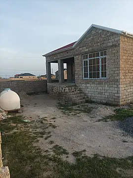 Satılır 4 otaqlı həyət evi 127 m²