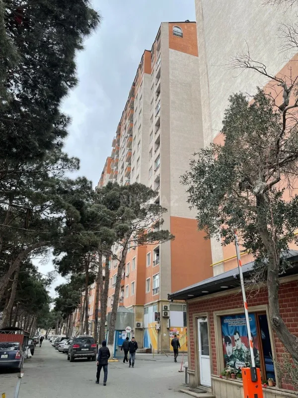 Satılır 2 otaqlı mənzil 65 m²