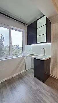 Satılır 2 otaqlı mənzil 42 m²