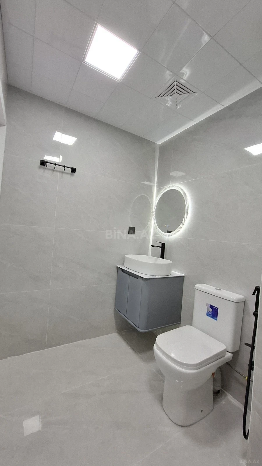 Satılır 2 otaqlı mənzil 42 m²