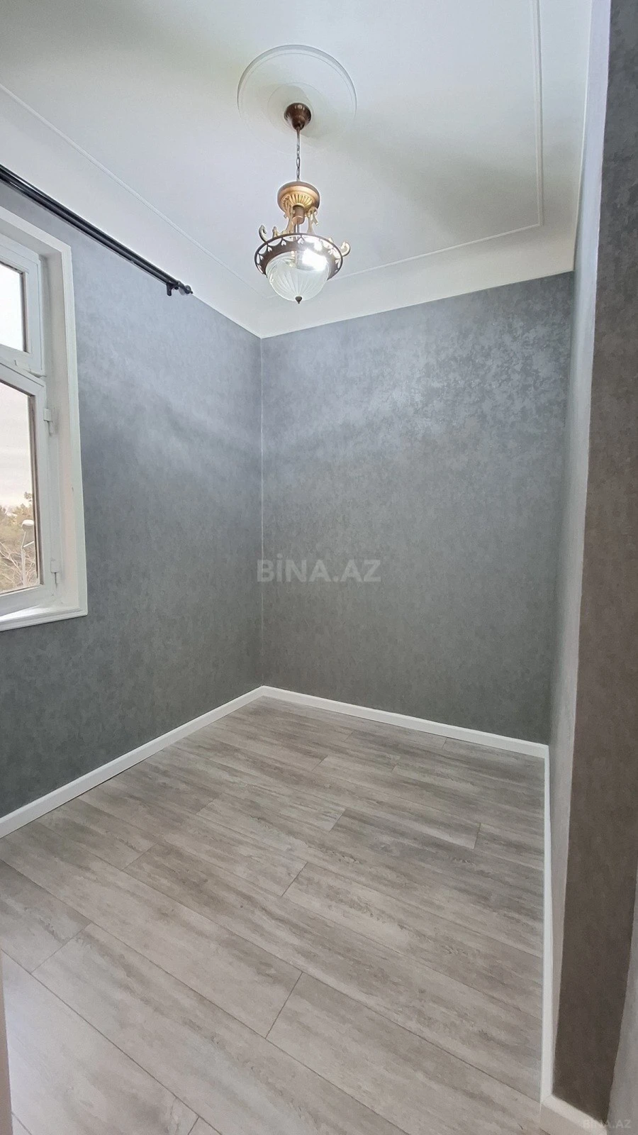 Satılır 2 otaqlı mənzil 42 m²