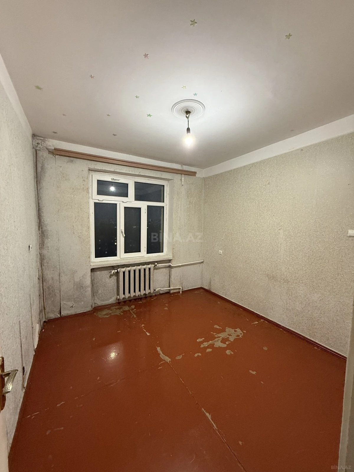 Satılır 4 otaqlı mənzil 100 m²