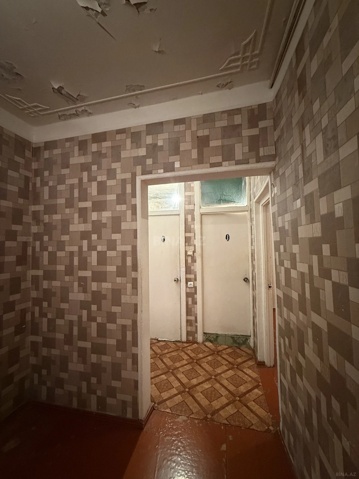 Satılır 4 otaqlı mənzil 100 m²