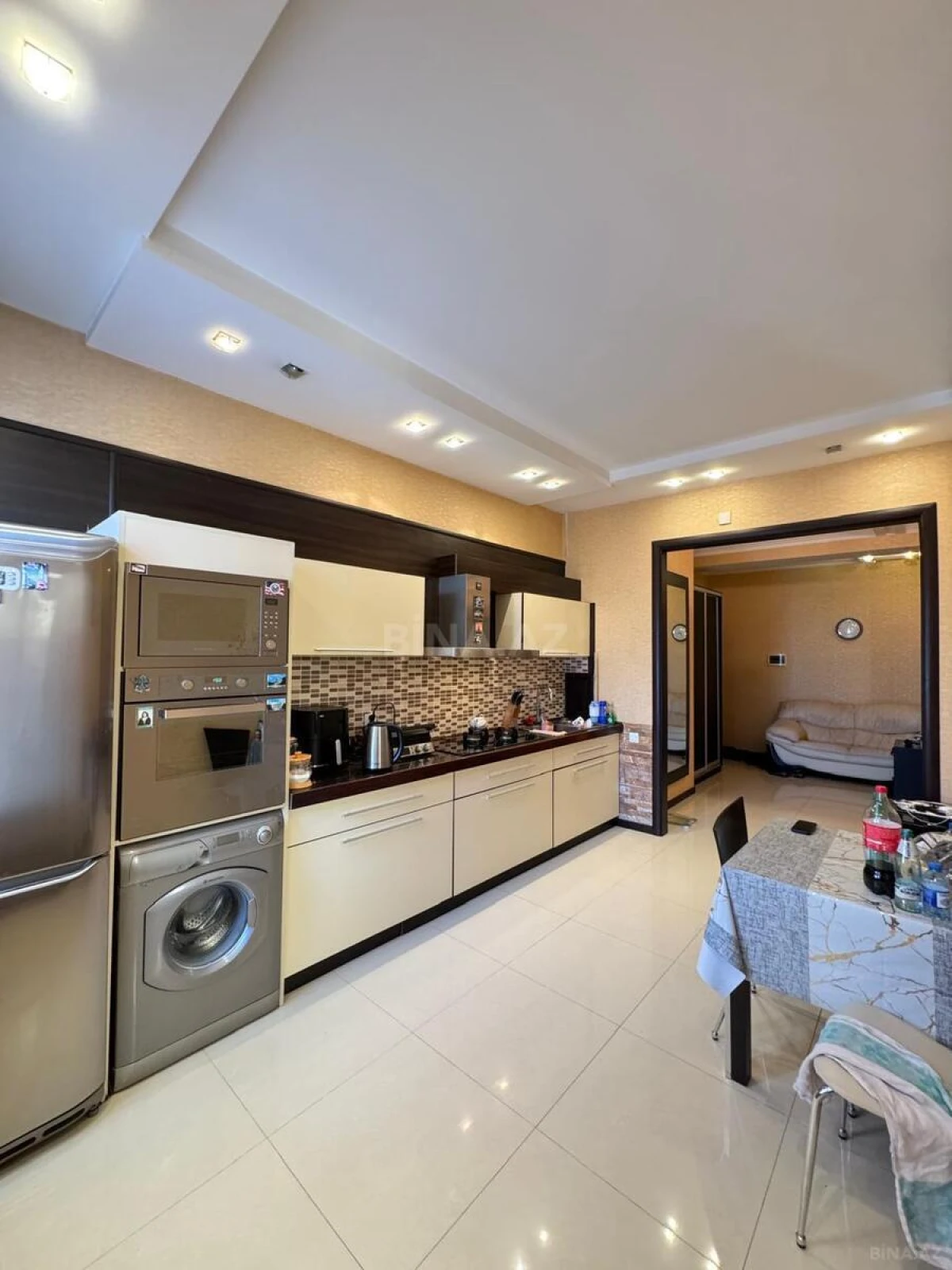 Satılır 2 otaqlı mənzil 90 m²