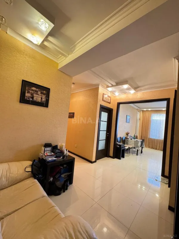 Satılır 2 otaqlı mənzil 90 m²