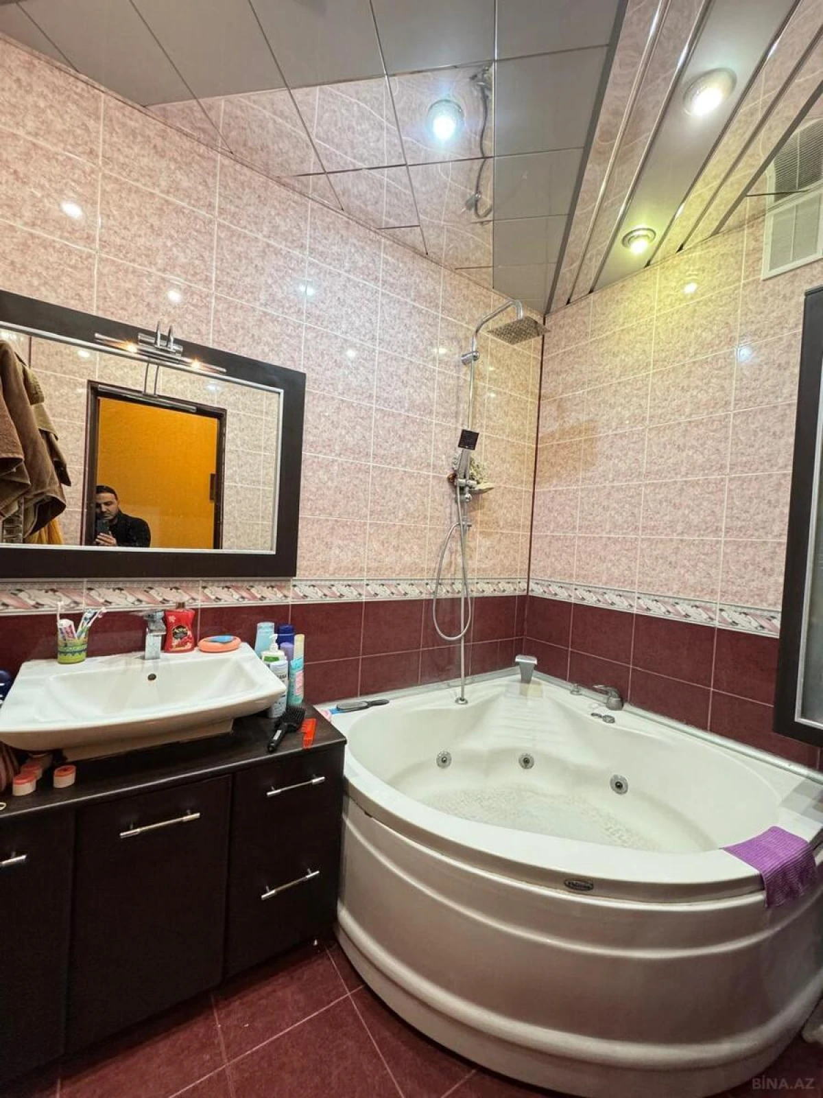 Satılır 2 otaqlı mənzil 90 m²