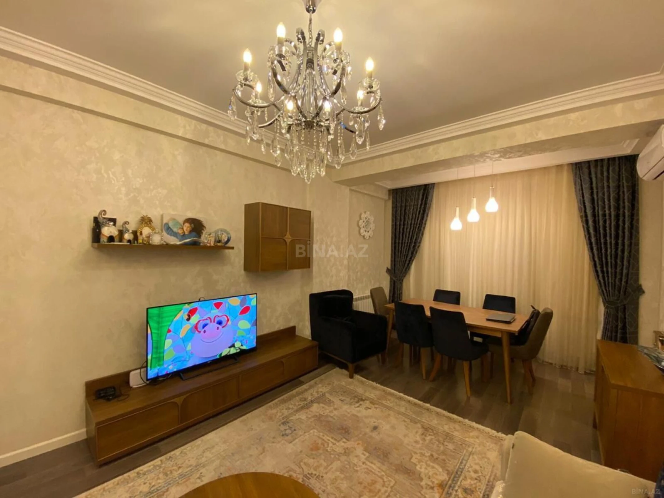 Kirayə verilir 2 otaqlı mənzil 100 m²