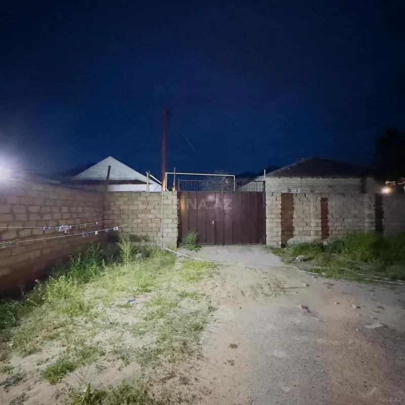 Satılır 3 otaqlı həyət evi 120 m²