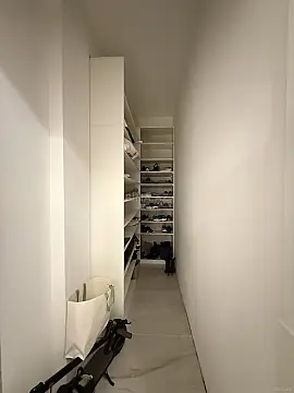 Satılır 3 otaqlı mənzil 210 m²