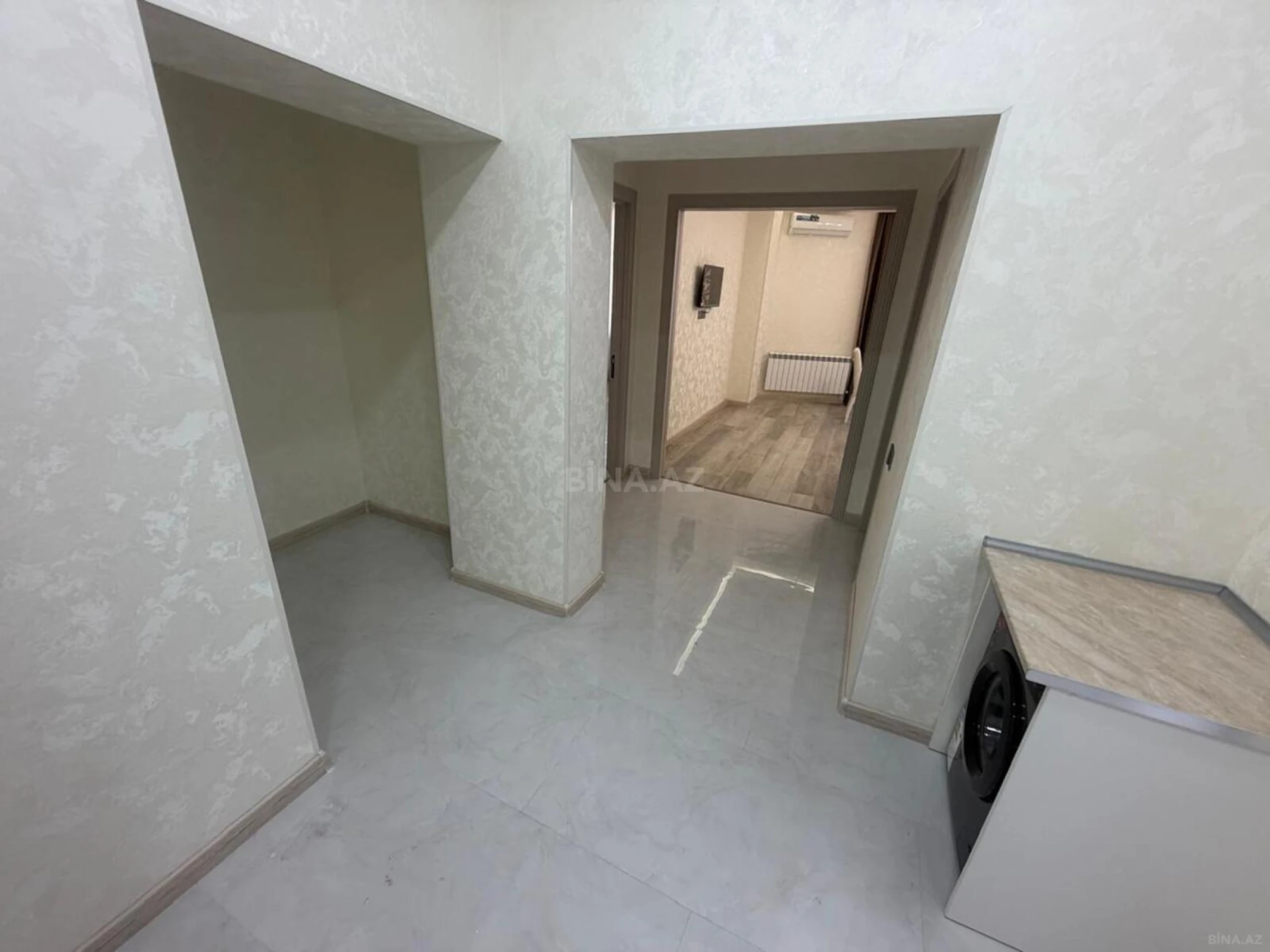 Kirayə verilir 2 otaqlı mənzil 75 m²