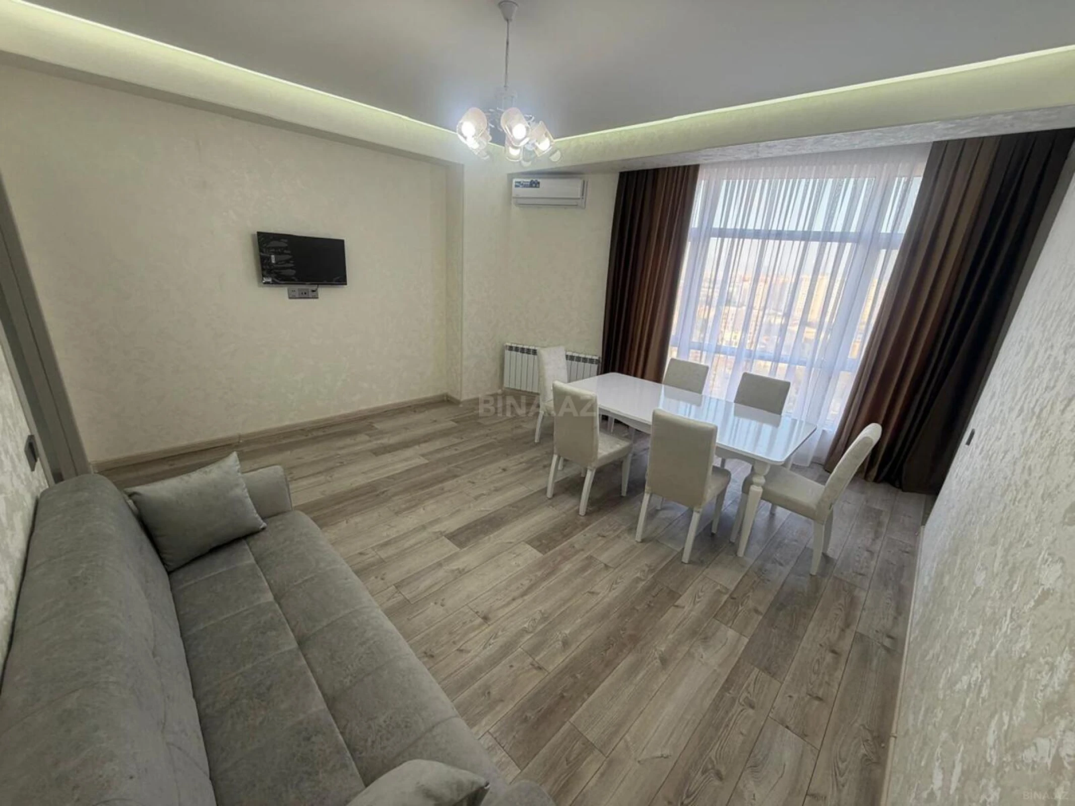 Kirayə verilir 2 otaqlı mənzil 75 m²