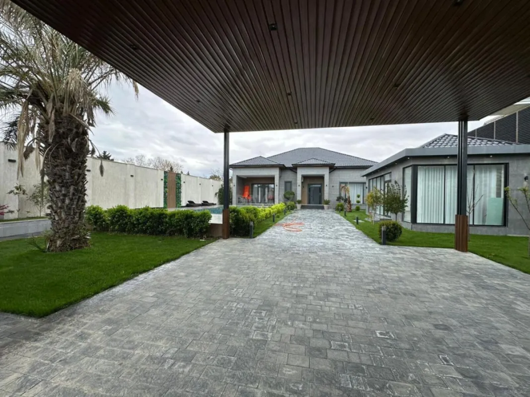 Kirayə verilir 5 otaqlı həyət evi 270 m²