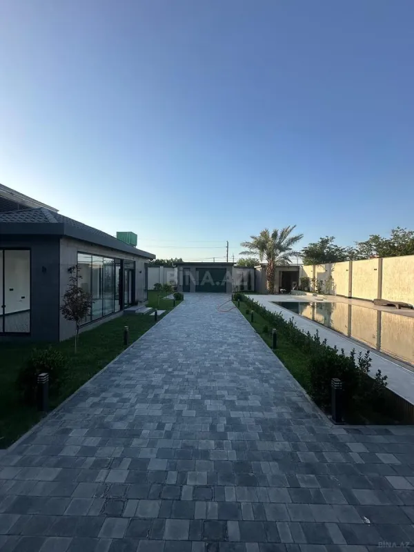 Kirayə verilir 5 otaqlı həyət evi 270 m²