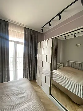 Kirayə verilir 2 otaqlı mənzil 72 m²