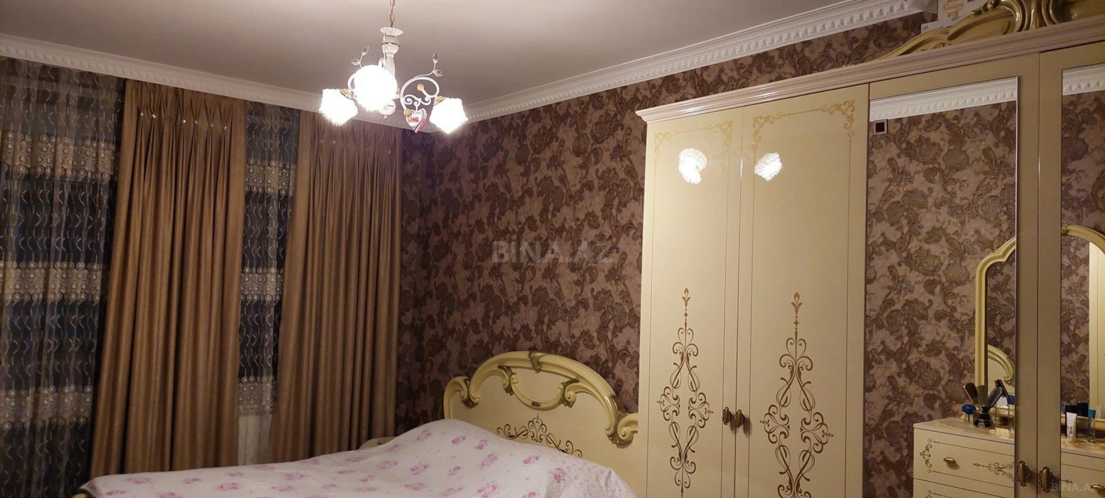 Satılır 3 otaqlı mənzil 73 m²