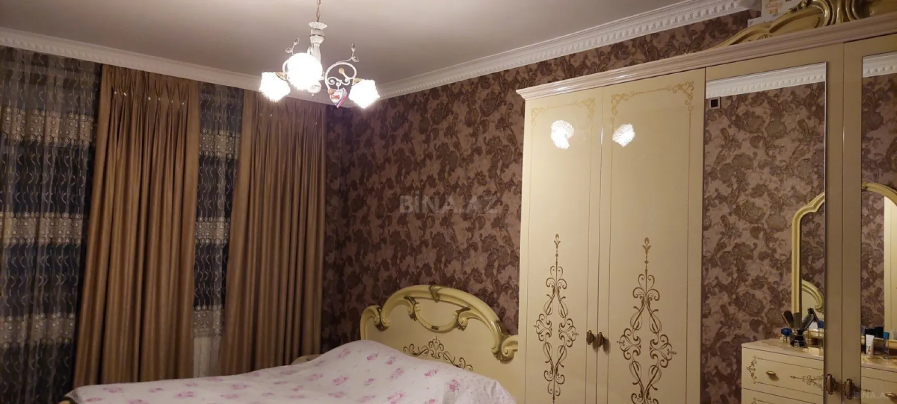 Satılır 3 otaqlı mənzil 73 m²