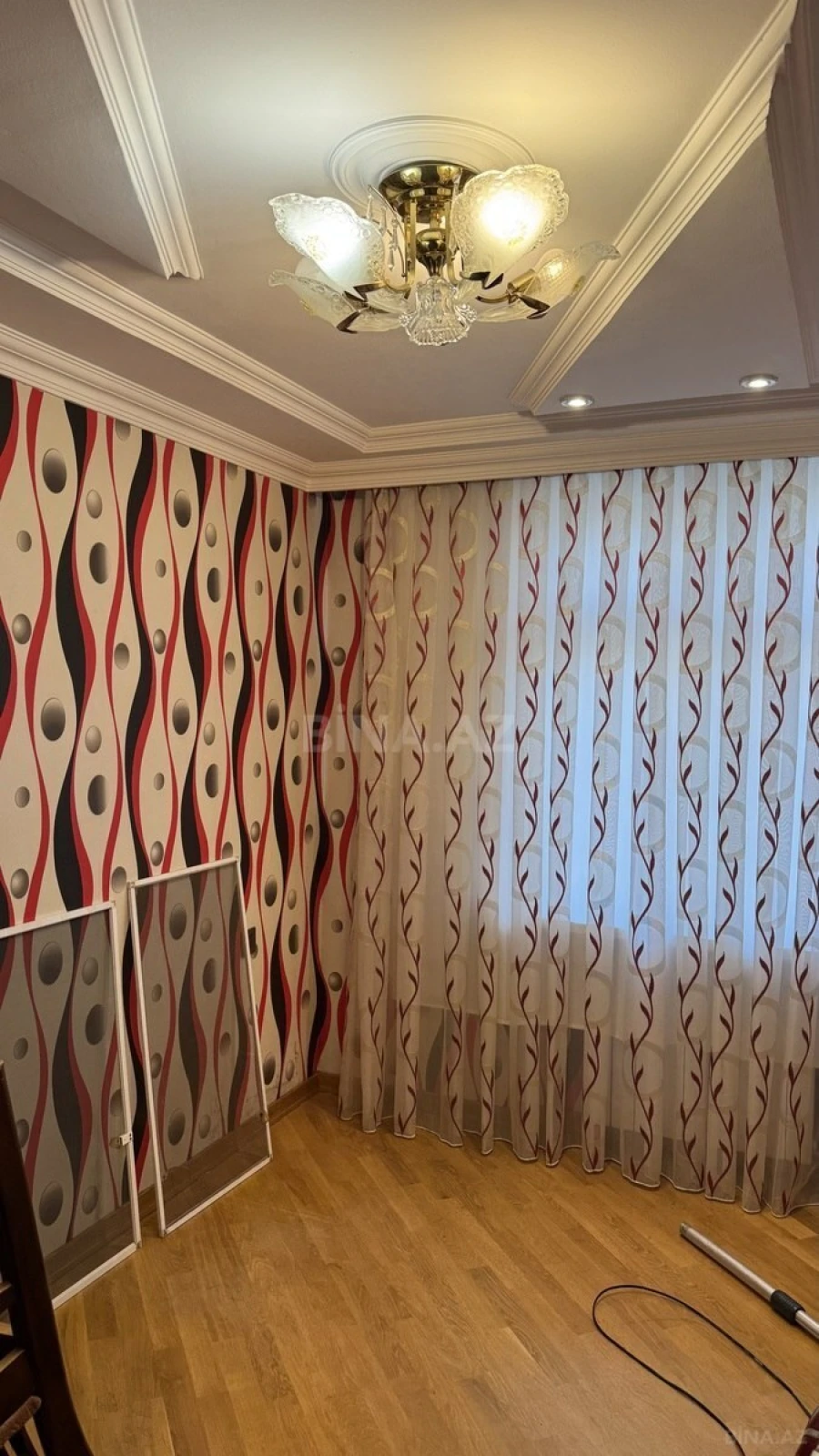 Satılır 4 otaqlı mənzil 85.7 m²