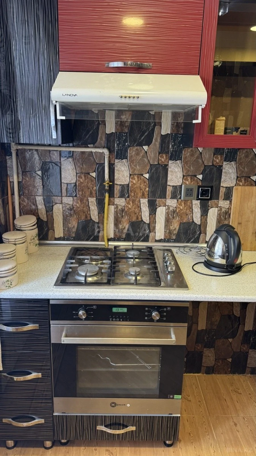 Satılır 4 otaqlı mənzil 85.7 m²