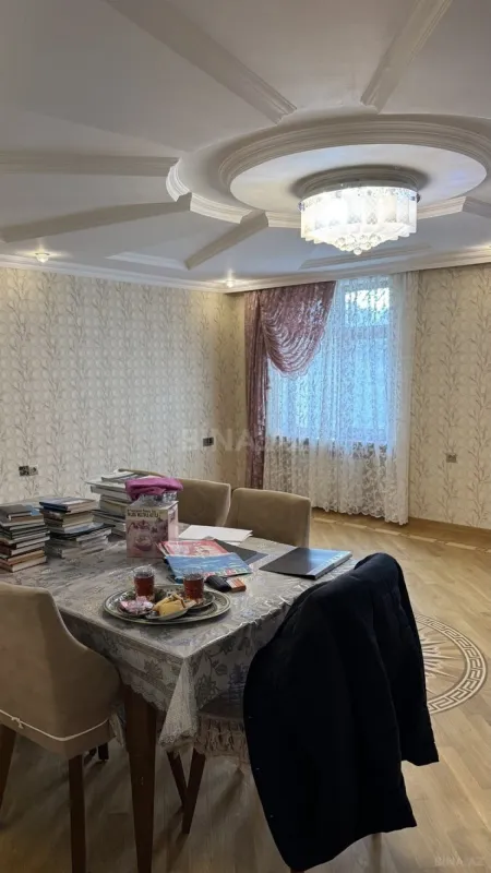 Satılır 4 otaqlı mənzil 85.7 m²