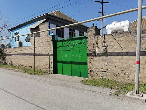 Satılır 5 otaqlı həyət evi 140 m²