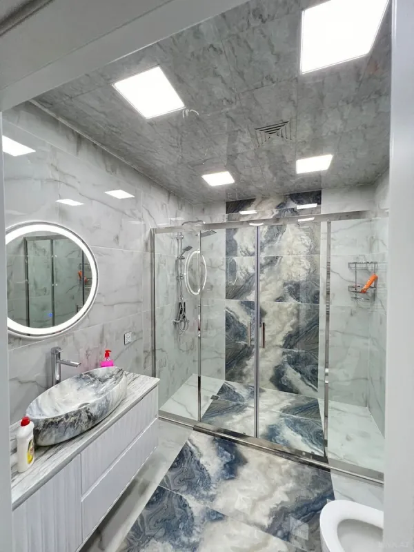 Kirayə verilir 4 otaqlı mənzil 140 m²