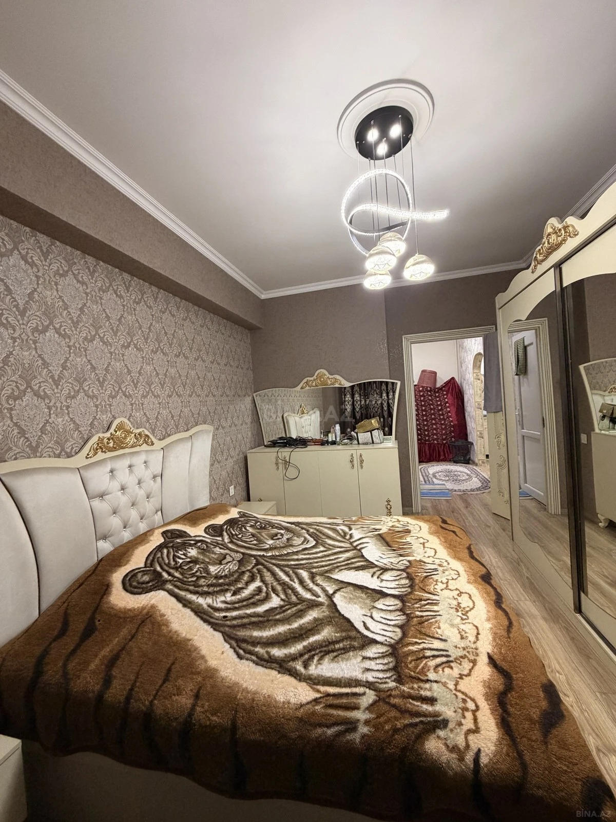 Satılır 3 otaqlı mənzil 61.5 m²