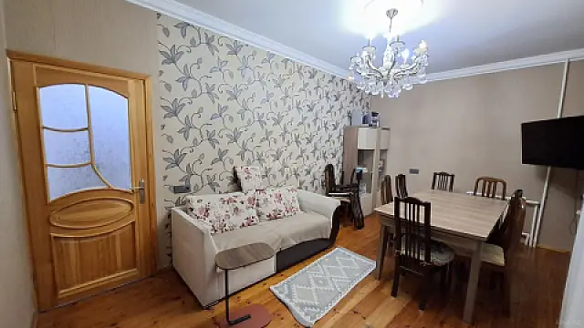 Satılır 3 otaqlı mənzil 70 m² — Bakı 3 otaq 70.00 m²