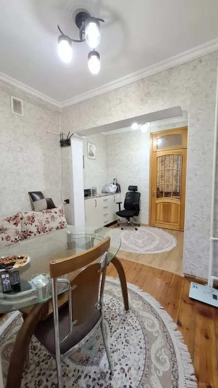 Satılır 3 otaqlı mənzil 70 m²