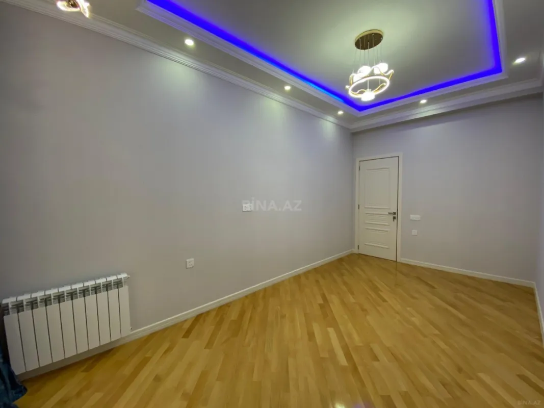 Satılır 3 otaqlı mənzil 102 m²