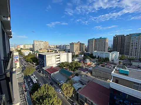 Satılır 3 otaqlı mənzil 102 m²