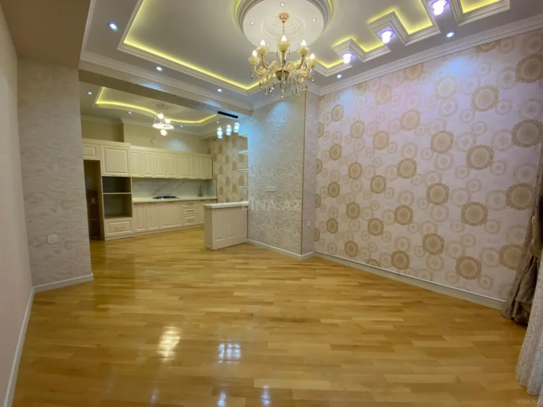 Satılır 3 otaqlı mənzil 102 m²