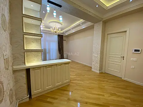 Satılır 3 otaqlı mənzil 102 m²