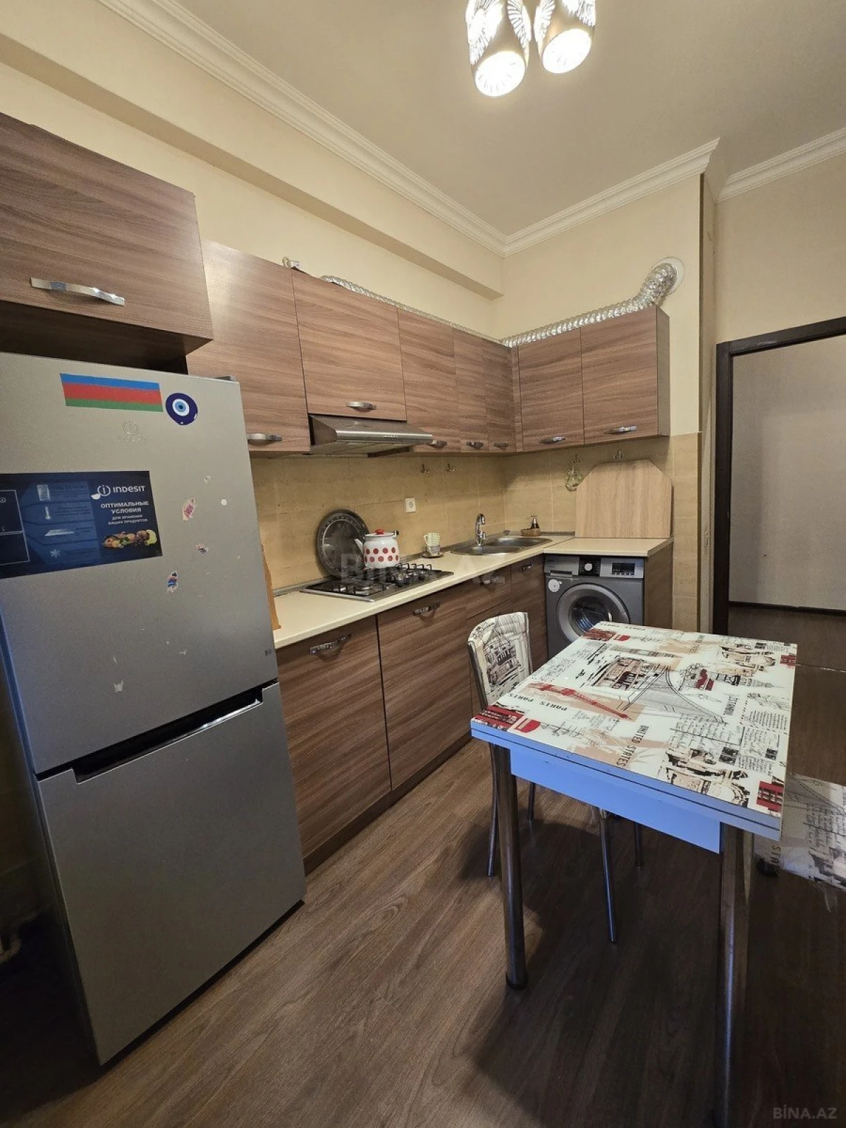 Kirayə verilir 2 otaqlı mənzil 65 m²