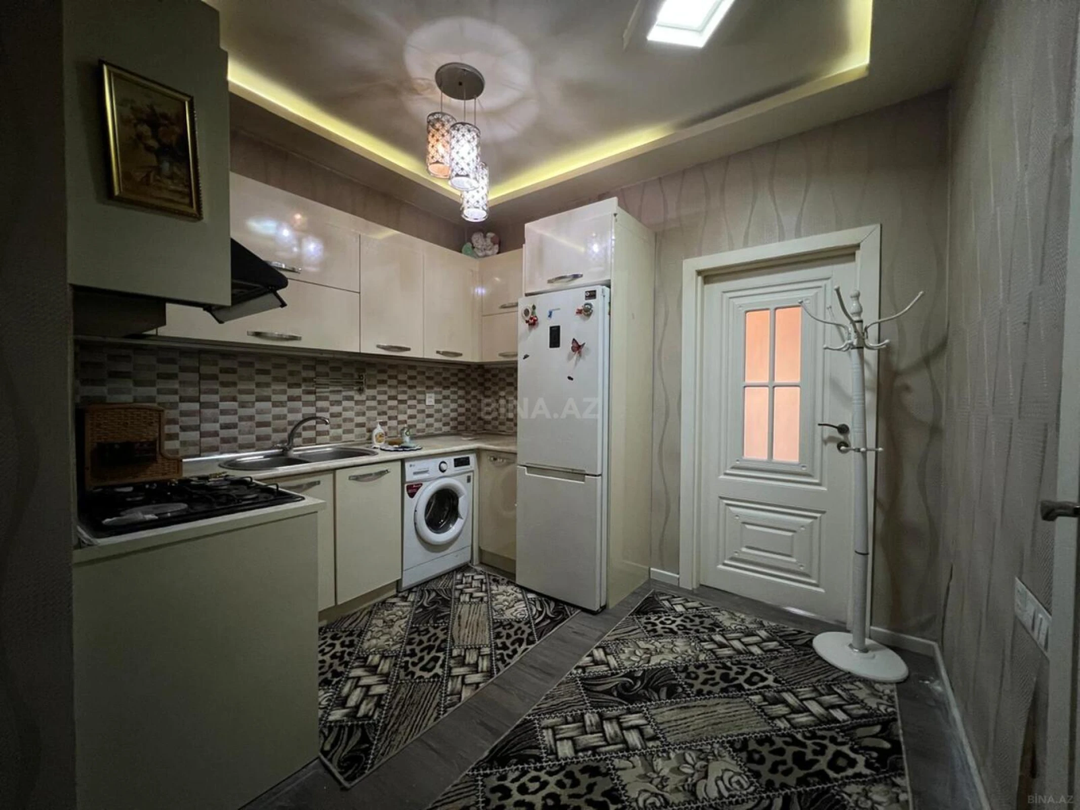 Satılır 3 otaqlı mənzil 70 m²
