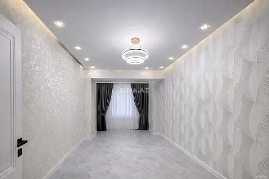 Satılır 3 otaqlı mənzil 126 m²