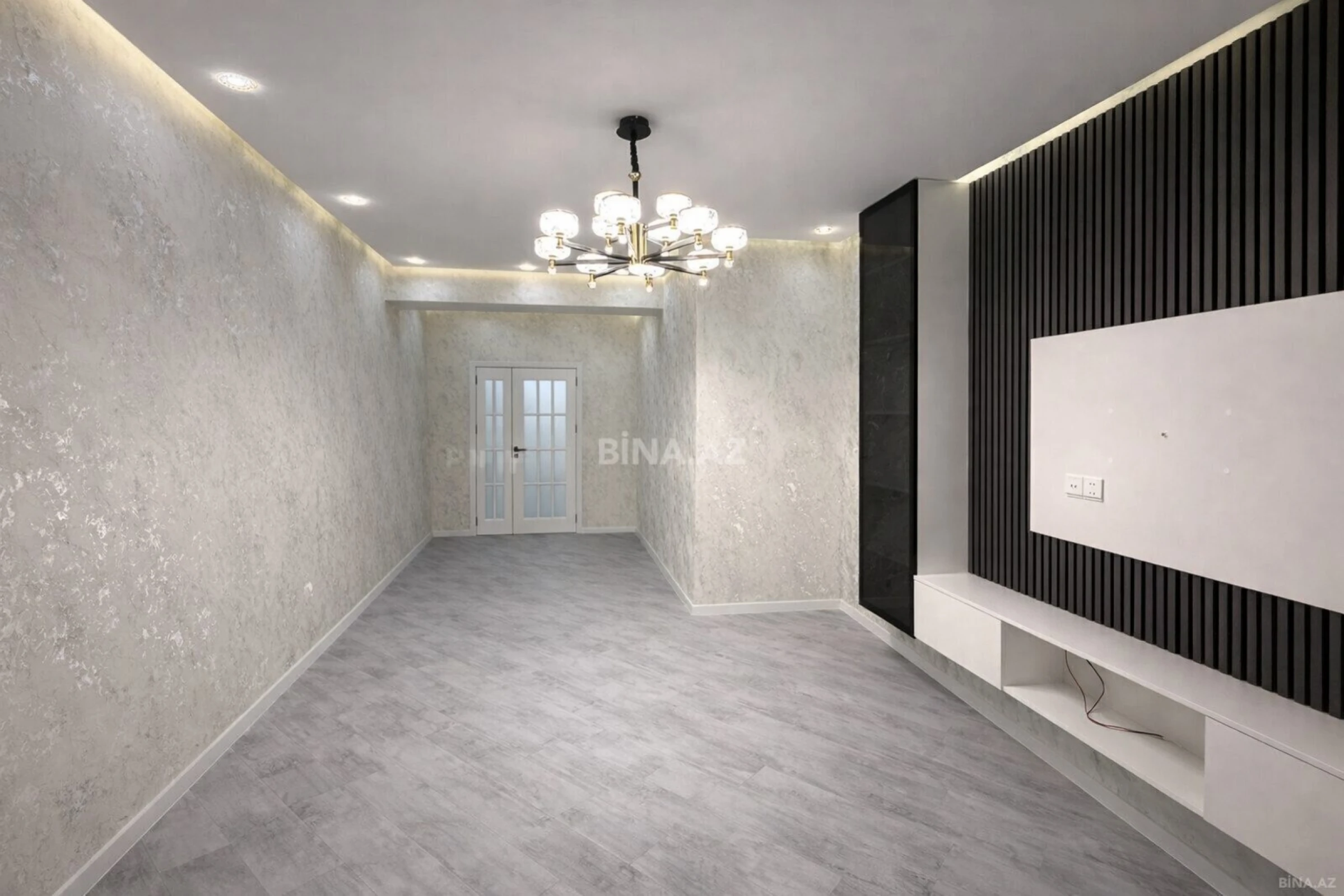 Satılır 3 otaqlı mənzil 126 m²