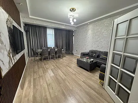 Satılır 3 otaqlı mənzil 130 m² — Bakı, Yeni Yasamal 3 otaq 130.00 m²