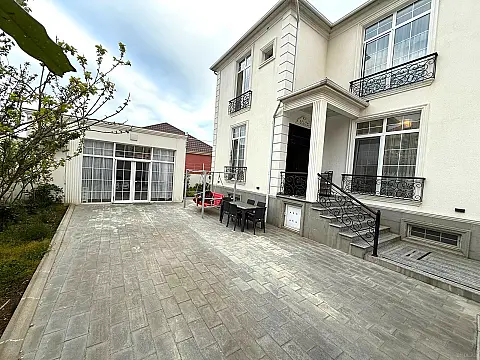 Satılır 7 otaqlı həyət evi 350 m² — Bakı, Səbail 7 otaq 350.00 m²