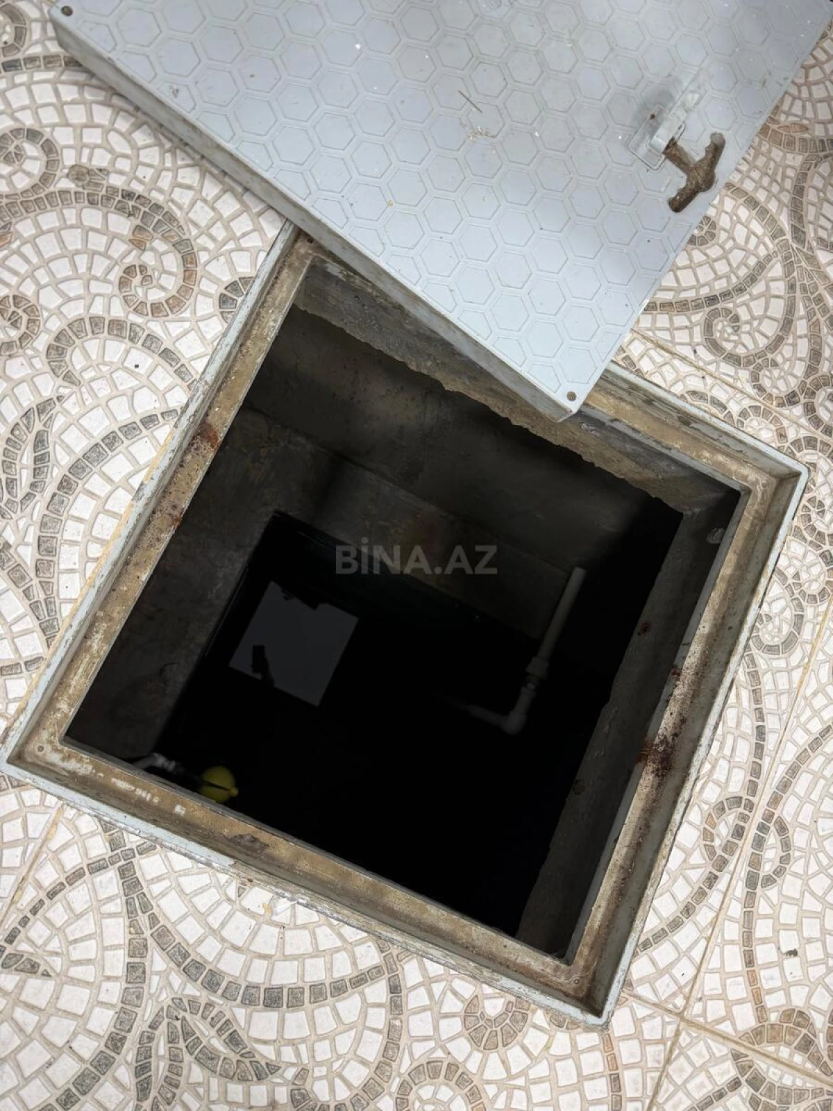 Satılır 7 otaqlı həyət evi 350 m²