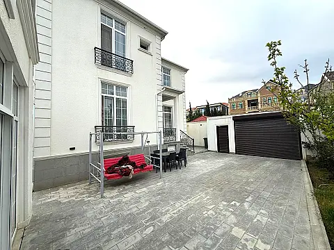 Satılır 7 otaqlı həyət evi 350 m²