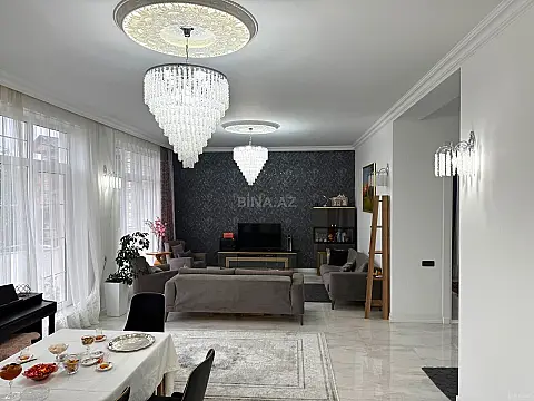 Satılır 7 otaqlı həyət evi 350 m²