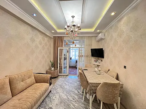 Satılır 2 otaqlı mənzil 65 m²
